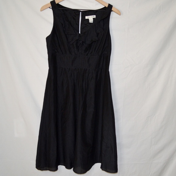 WHBM Ruffle V Neck Silk Blend Black Dress Sz 6 - Picture 1 of 6